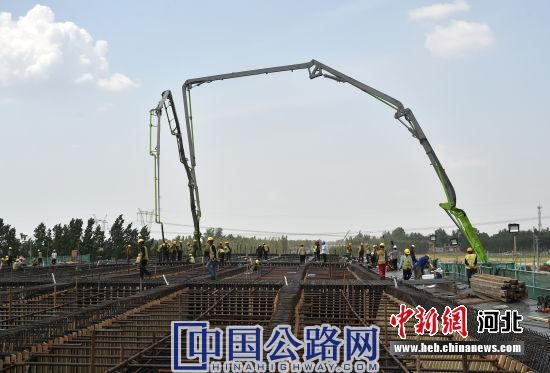 雄安新区京雄高速建设中-基于BIM+GIS的信息化施工(图3)
