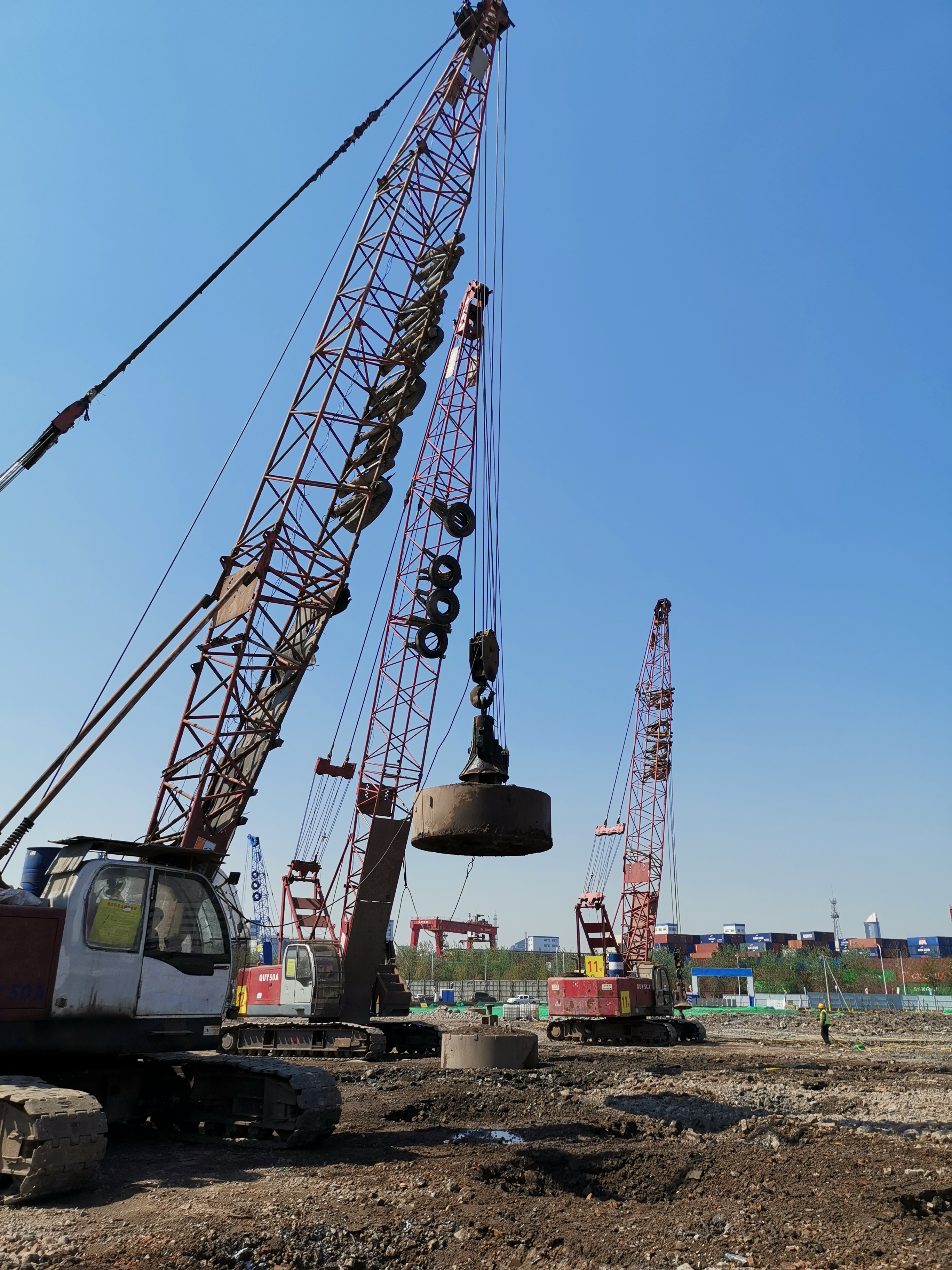 公路工程施工过程中路基强夯怎么控制质量(图1)