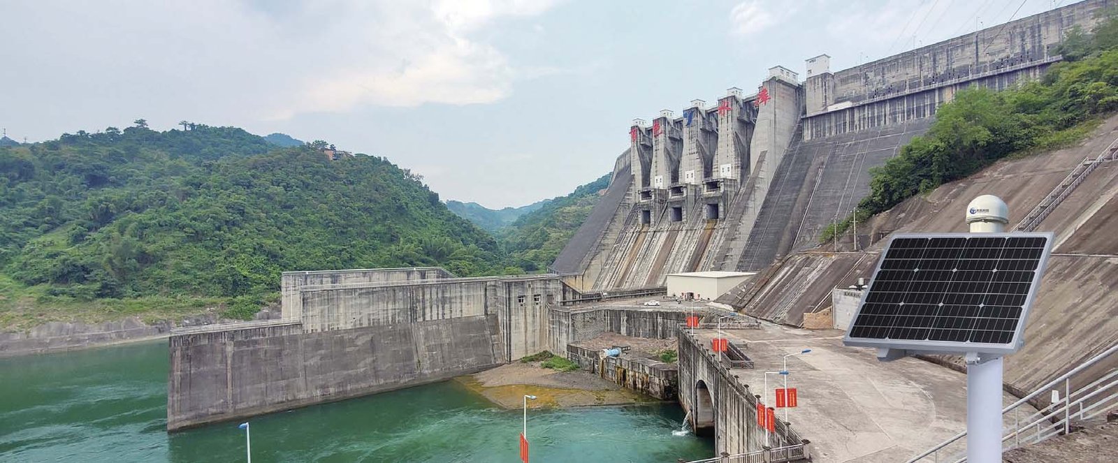 水利部推进“三个大坝”建设:土石坝的生物隐患为什么开始进监测台账?(图1) 水利部推进“三个大坝”建设:土石坝的生物隐患为什么开始进监测台账?(图1)